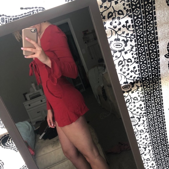 Gorgeous Kendall & Kylie romper ❤️ - Picture 6 of 7